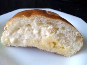 クリームパン