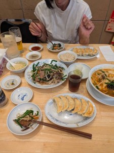 R７年８月」餃子の満州 (1)